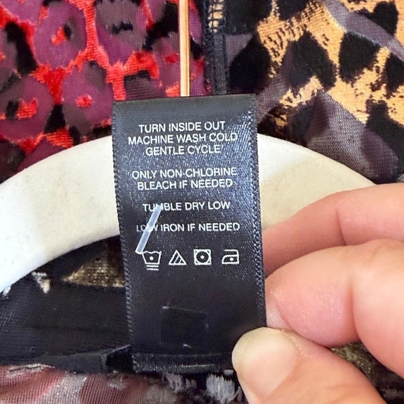 Ali Miles Velvet Animal Leopard Print Button Up Tunic Top Artsy Colorful Size M - Picture 11 of 12